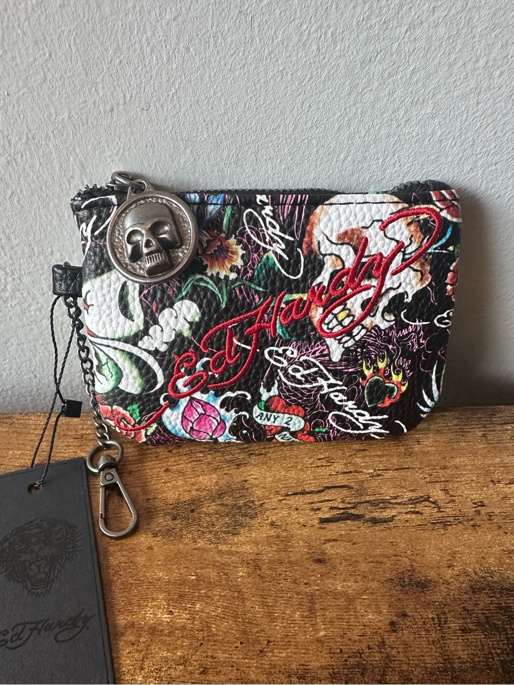Ed Hardy Black Multicolor Floral & Skull Zip Pouch Wallet Keychain Bag Charm NWT